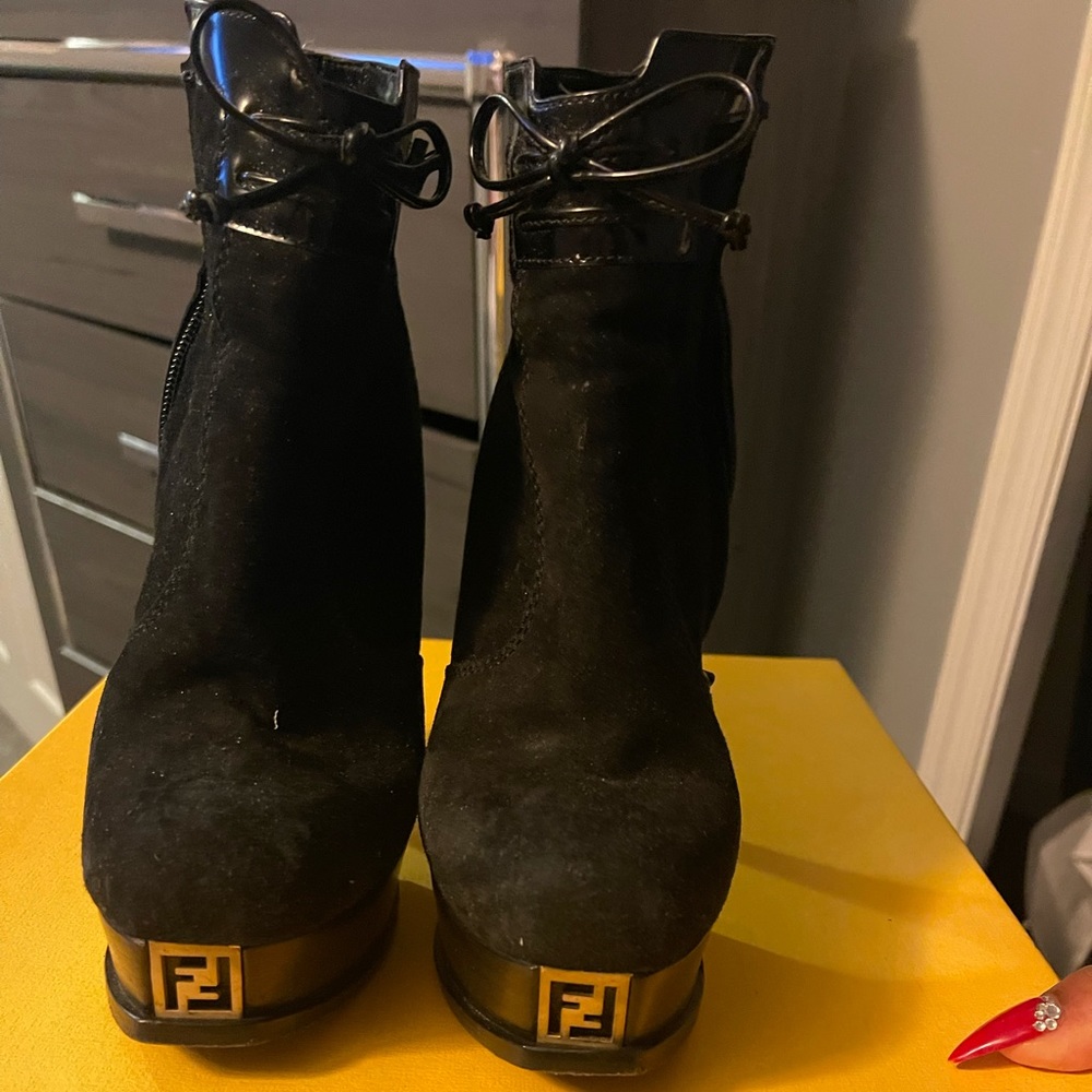 Fendi Logo Platform boots - Picture 1 of 4